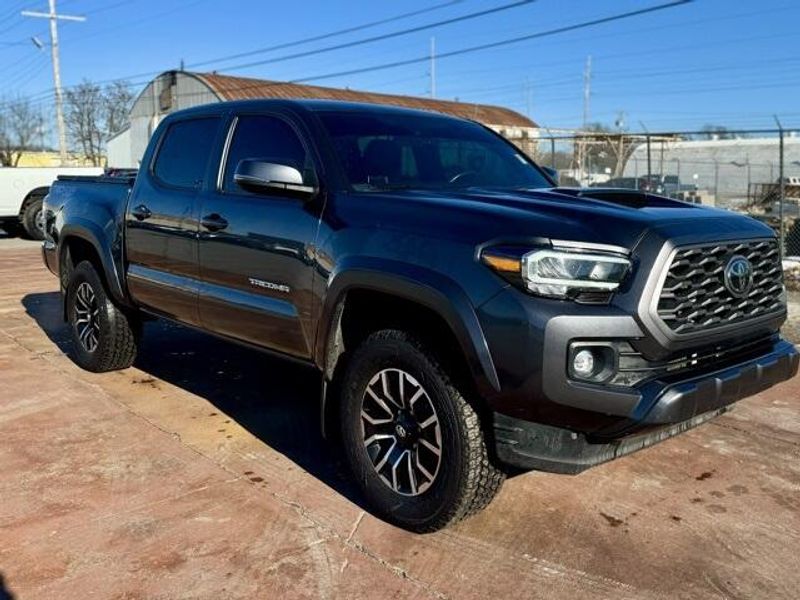 2022 Toyota Tacoma TRD SportImage 3