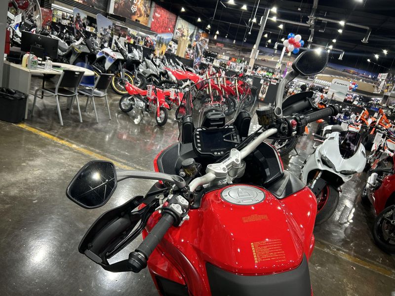 Used 2023 Ducati MULTISTRADA V2 S Image 18