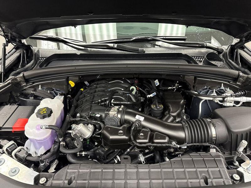 New 2025 Jeep Grand Cherokee L Limited 4x4Image 6