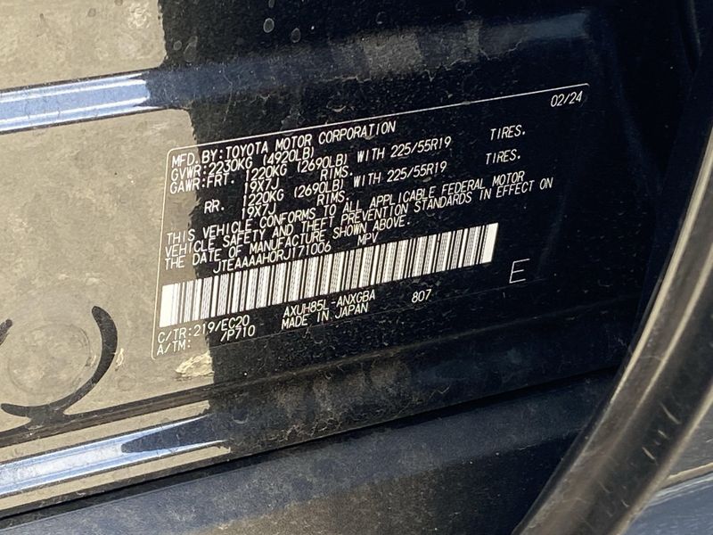 2024 Toyota Venza Image 8