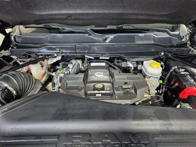 2021 RAM 2500 LaramieImage 42