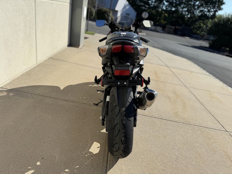 2025 Suzuki GSXR 600Image 5