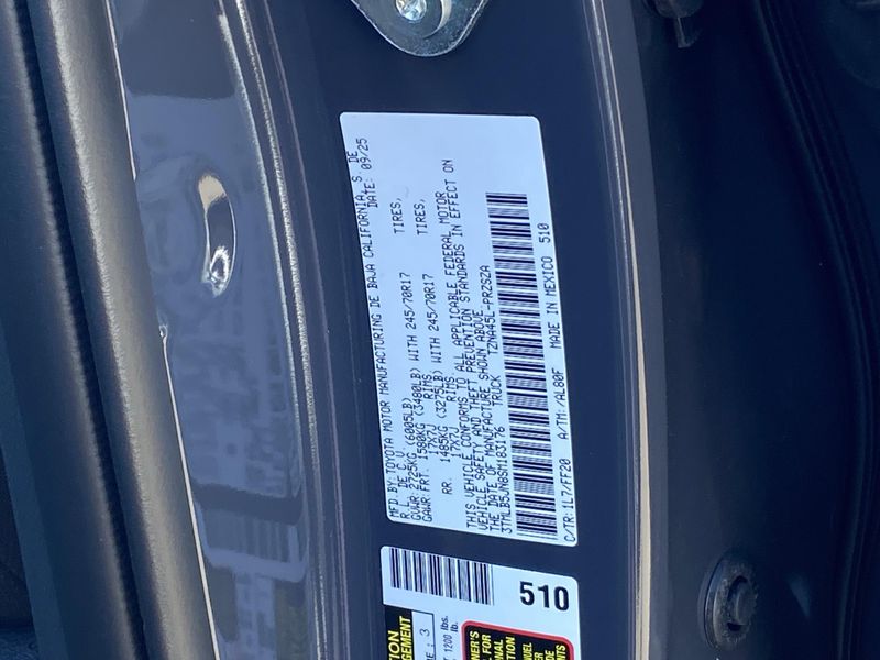 New 2025 Toyota Tacoma SR5Image 20