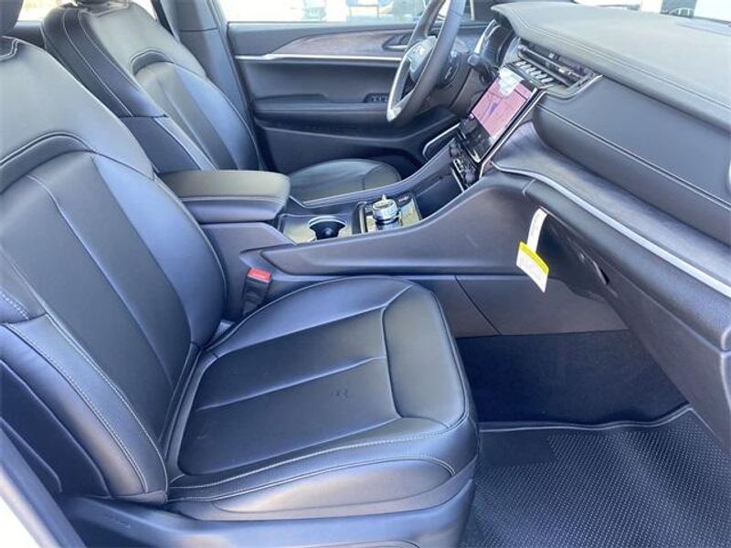 2024 Jeep Grand Cherokee 4xeImage 12