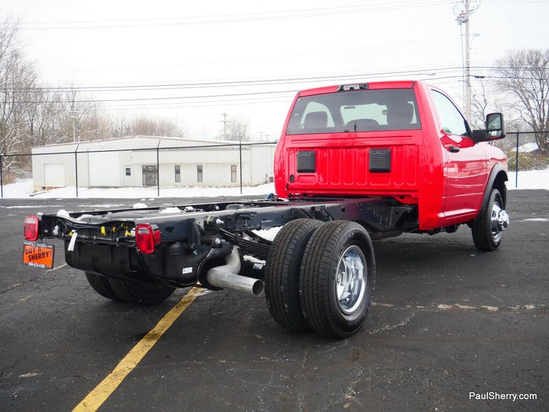 New 2026 RAM 3500 Tradesman Chassis Regular Cab 4x4 84' Ca