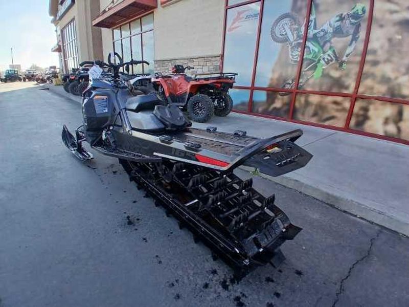 New 2025 Ski-Doo SUMMIT EDGE 850 S HAC 165 3P4F 850 ETEC 165 30 