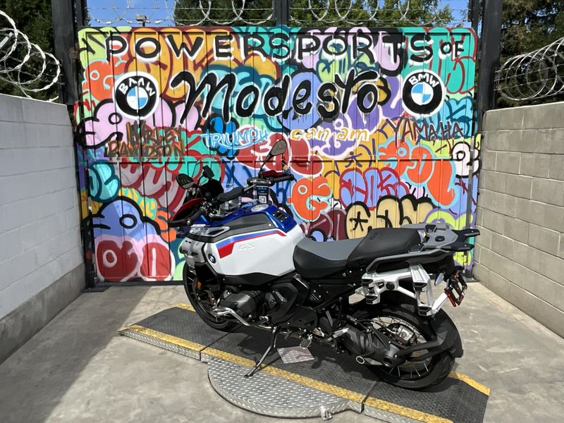New 2026 BMW R 1300 GS Adventure Image 8