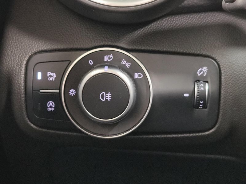 Used 2024 Alfa Romeo Giulia Ti AWD w/Sunroof/NavImage 27