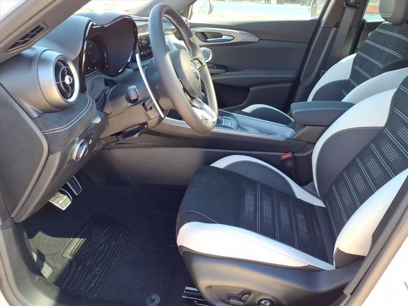 New 2026 Alfa Romeo Tonale Sport Speciale AwdImage 12