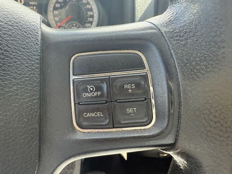 2013 Ram 2500 Tradesman photo 16