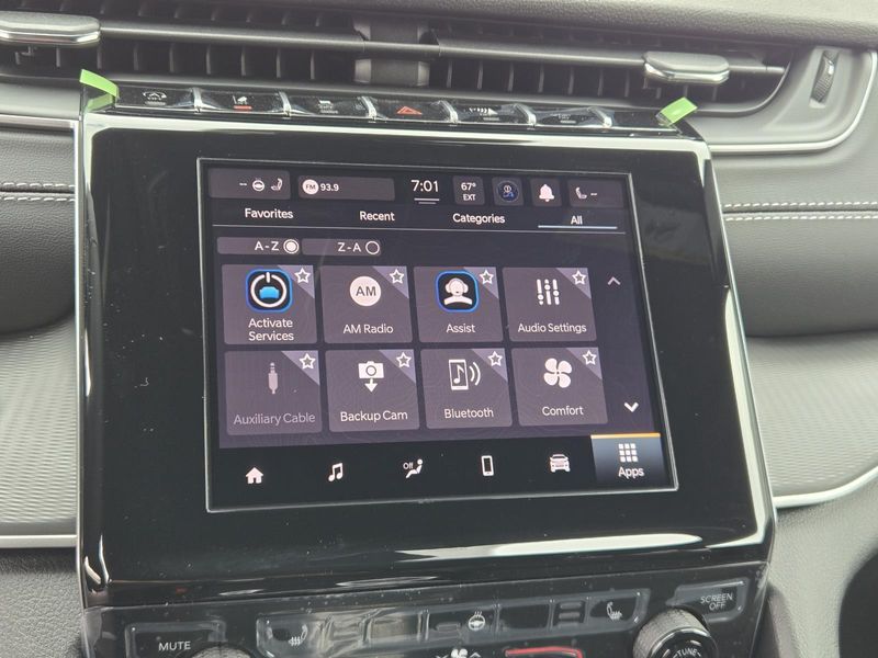 2025 Jeep Grand Cherokee Altitude photo 4