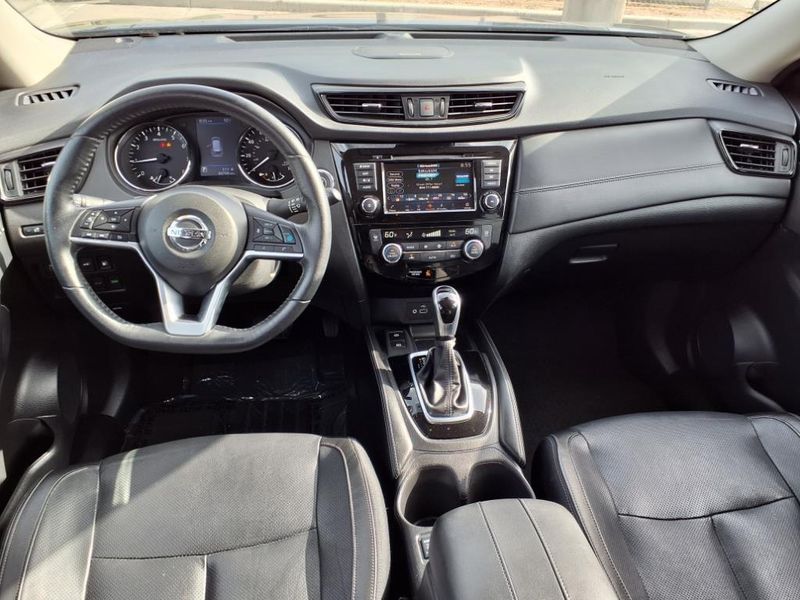 2020 Nissan Rogue SLImage 4