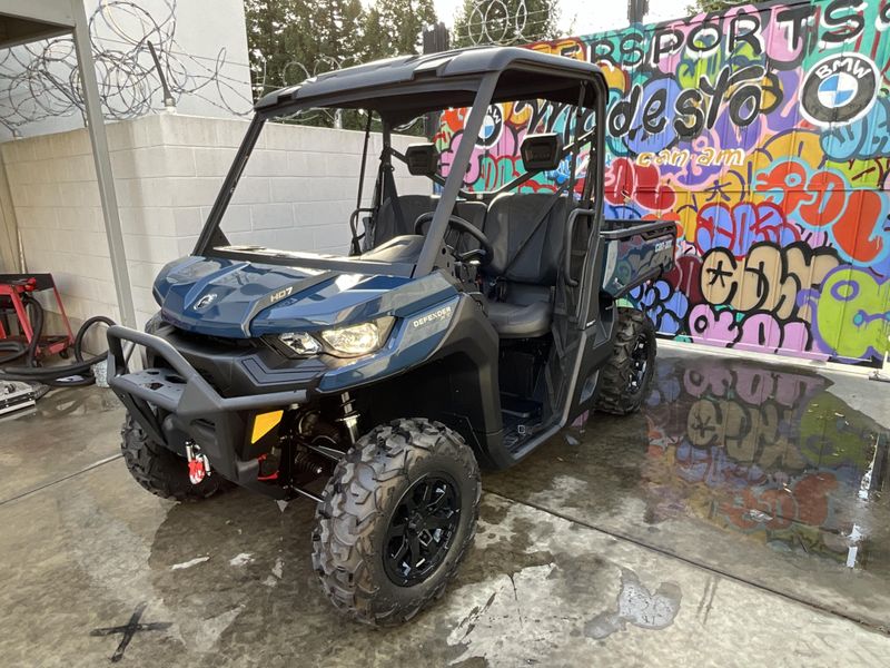 2025 Can-Am DEFENDER XT 62 HD7Image 4