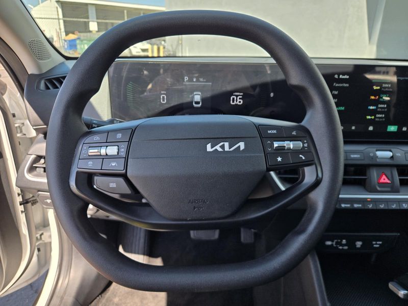 Used 2025 Kia K4 LXS FWD