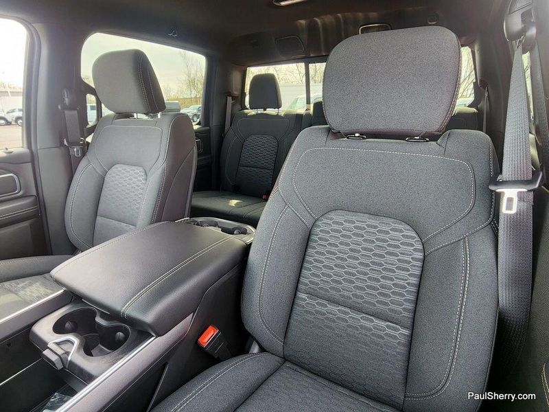New 2025 RAM 1500 Big Horn Crew Cab 4x4 5