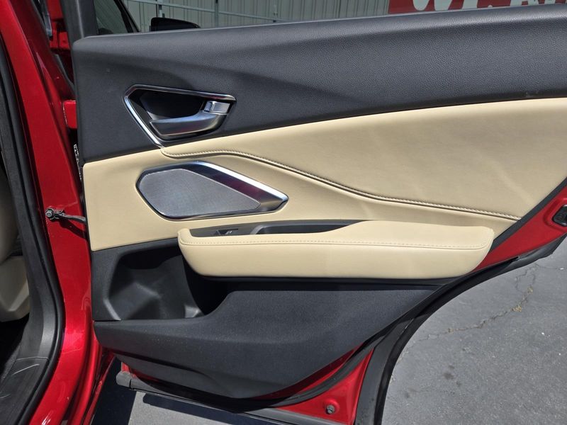 2019 Acura RDX Advance photo 26