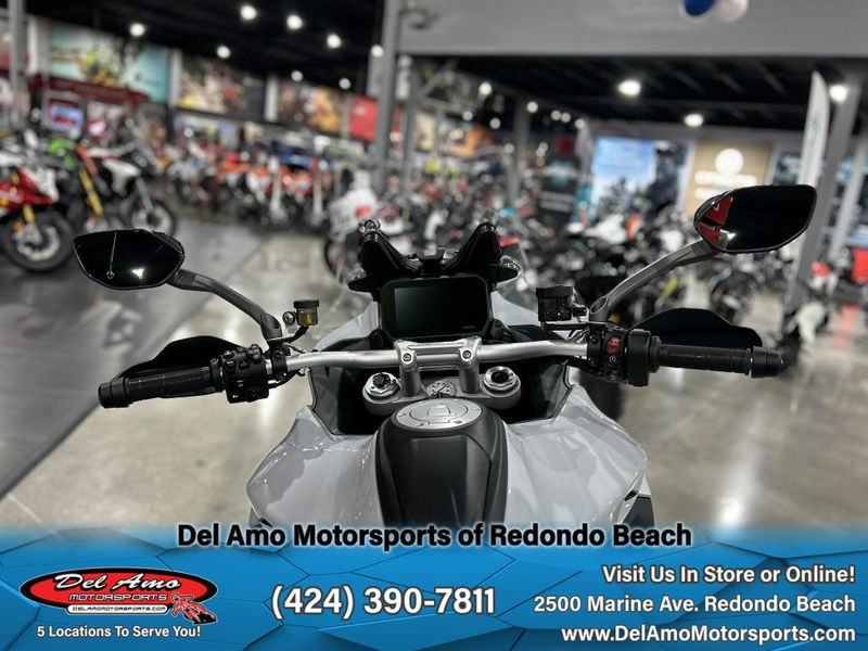 2024 Ducati MULTISTRADA V4 S TRAVEL & RADAR SPOKED WHEELS Image 14