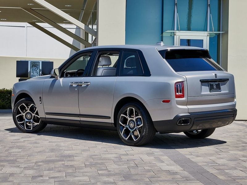 2024 Rolls-Royce Cullinan Image 7