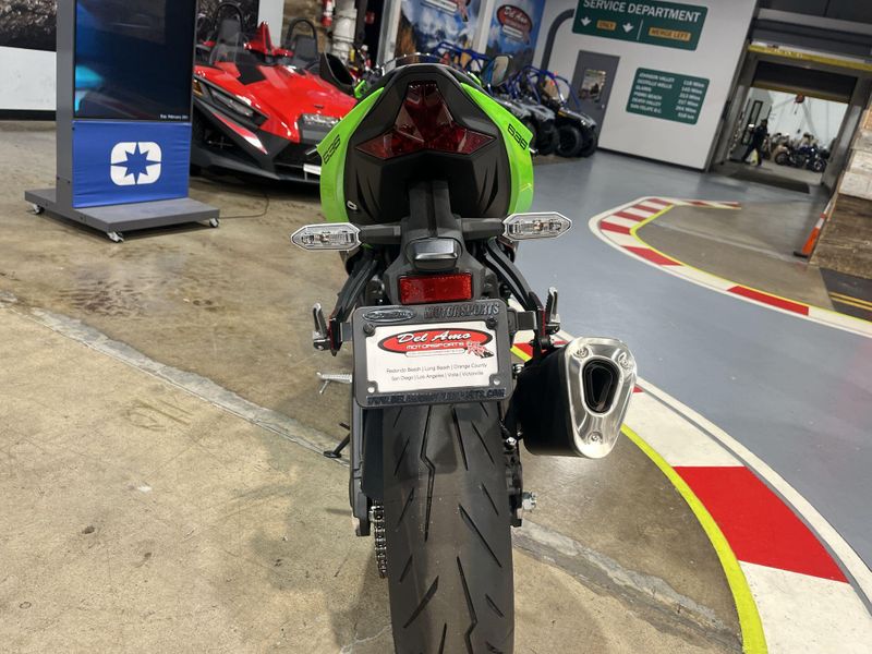 New 2025 Kawasaki NINJA ZX-6R ABS KRT EDITION Image 17