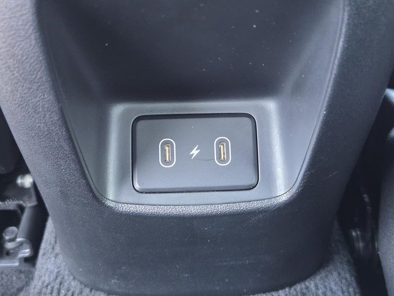 Used 2025 Hyundai Elantra SEL Sport IVT