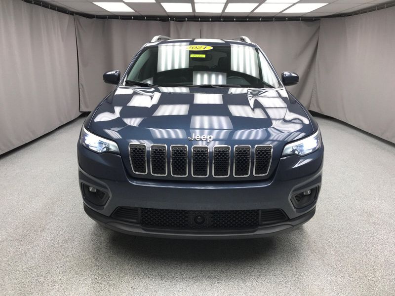 2021 Jeep Cherokee Latitude LuxImage 18