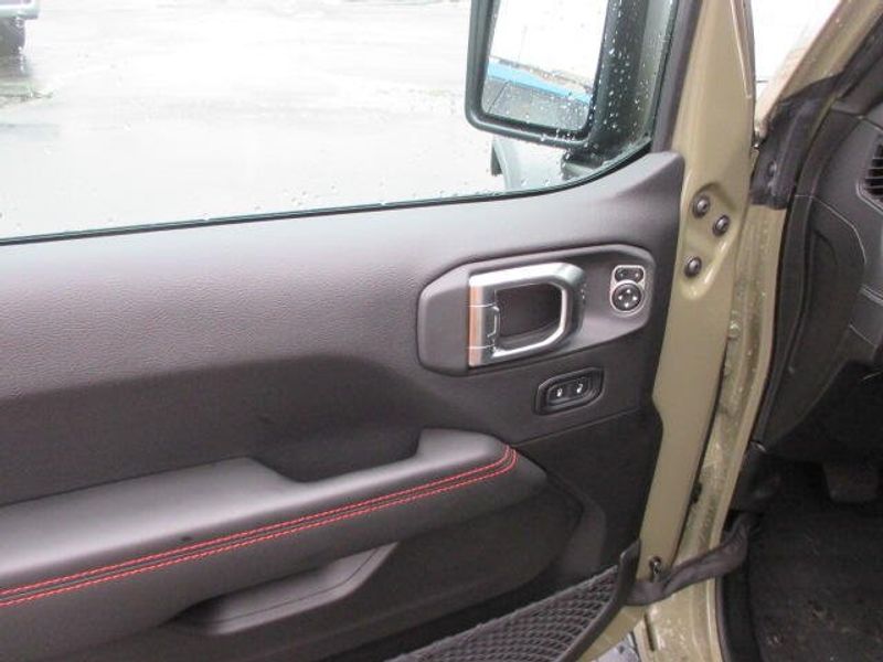 New 2026 Jeep Wrangler 4-door RubiconImage 15