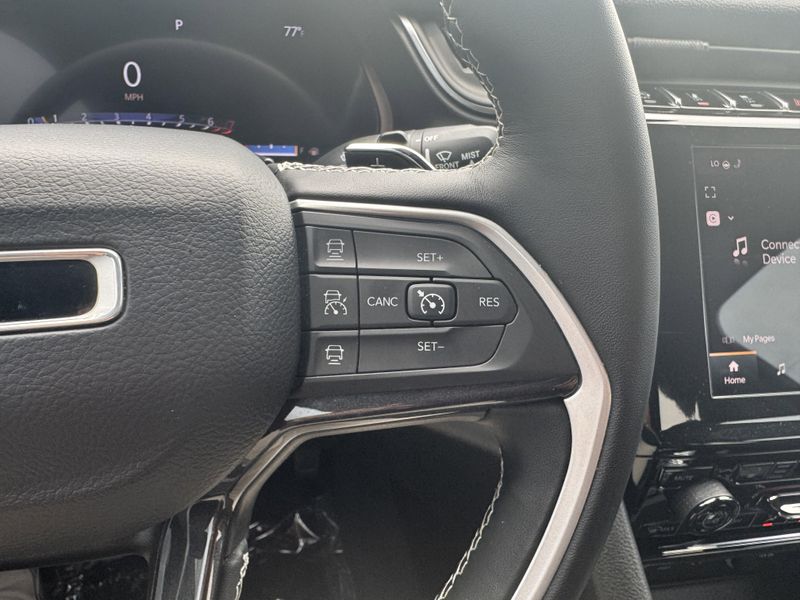 Used 2022 Jeep Grand Cherokee AltitudeImage 16