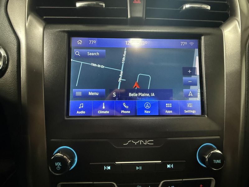 Used 2020 Ford Fusion SEImage 28
