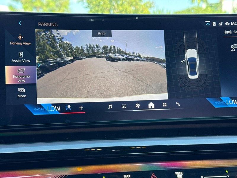 New 2027 BMW 5 Series 530iImage 23
