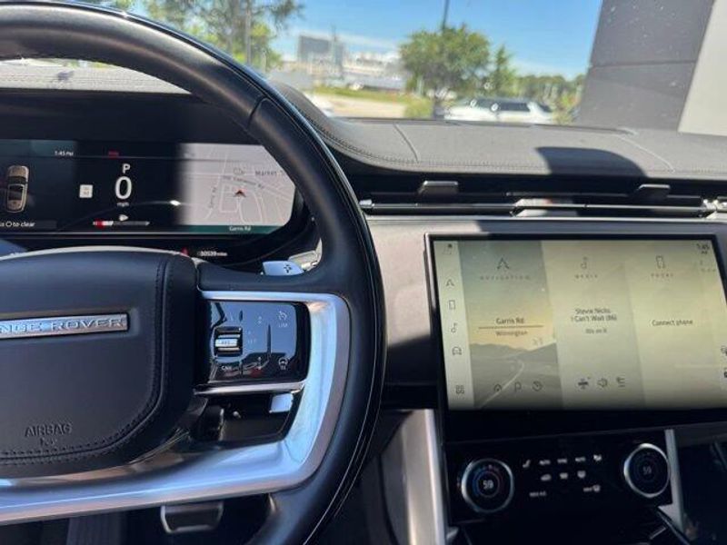 2023 Land Rover Range Rover SE