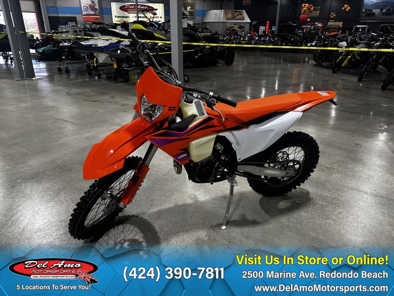 2024 KTM 500 XW-F  in a ORANGE exterior color. Del Amo Motorsports of Redondo Beach (424) 304-1660 delamomotorsports.com 