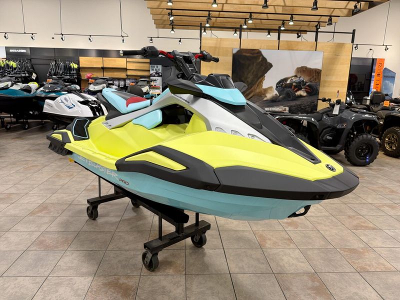 New 2025 Yamaha JETBLASTER PRO (3UP) Image 10