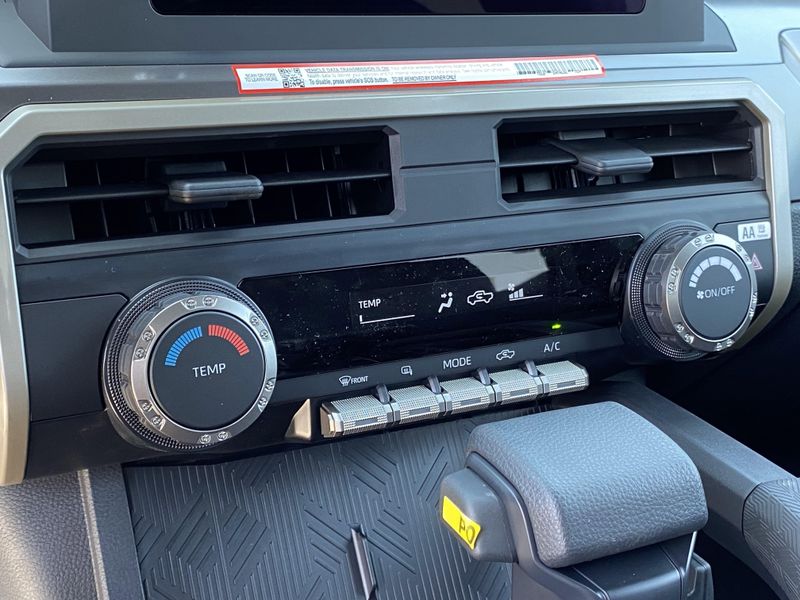 New 2025 Toyota Tacoma SR5Image 17