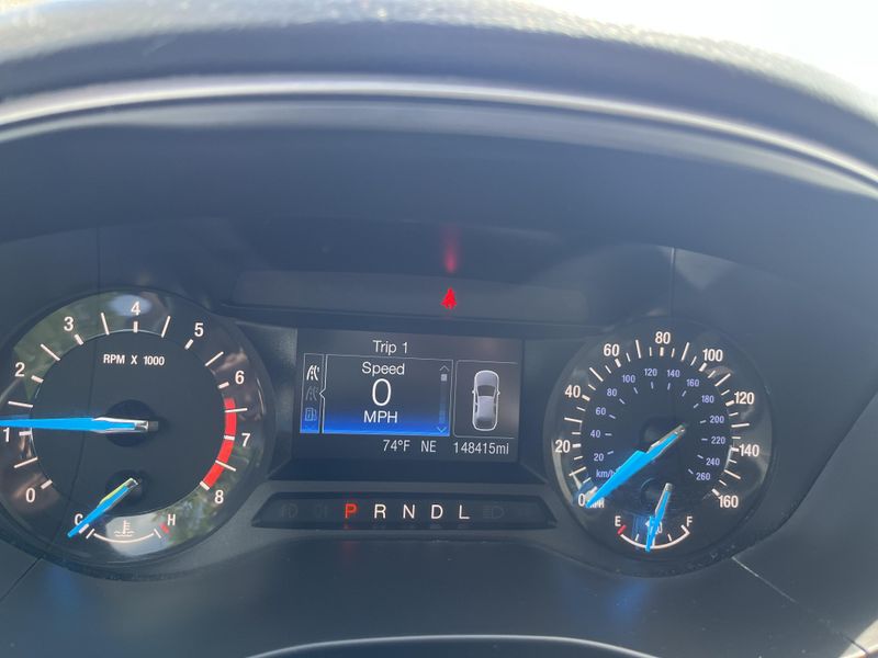2018 Ford Fusion SEImage 8
