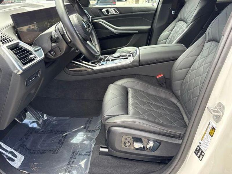 Used 2024 BMW X7 xDrive40iImage 20