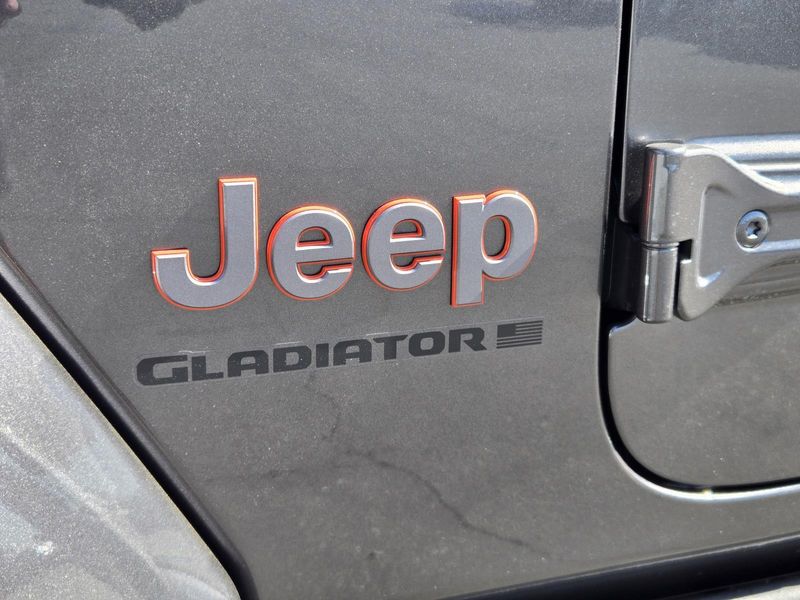 New 2026 Jeep Gladiator Mojave X 4x4