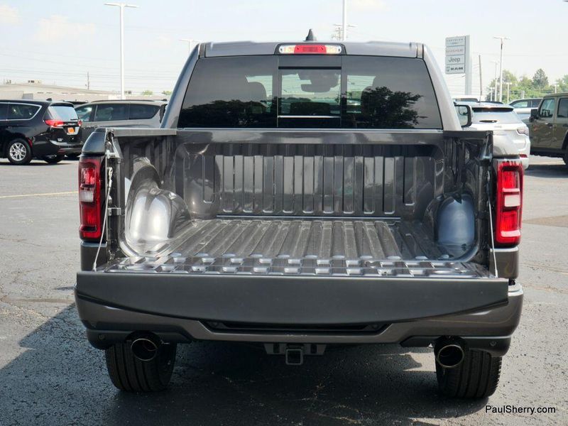 New 2025 RAM 1500 Laramie Crew Cab 4x4 5