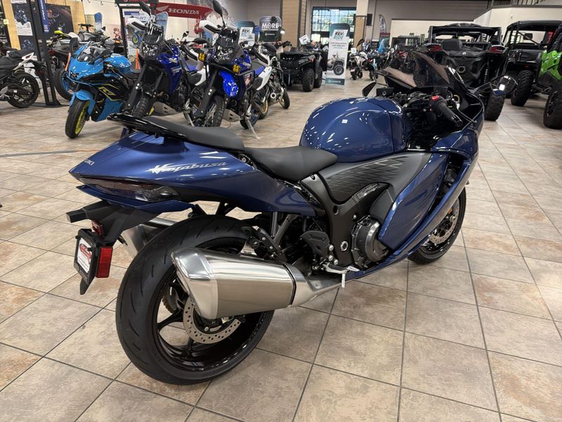 New 2027 Suzuki Hayabusa Image 17