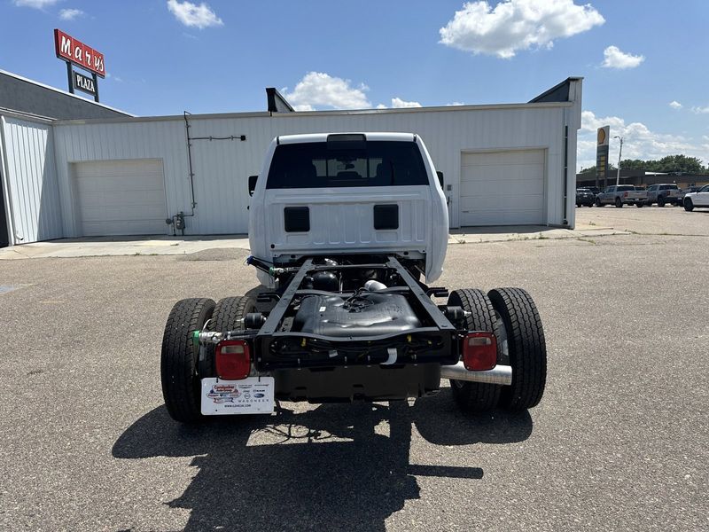 2024 RAM 5500 Tradesman Chassis Crew Cab 4x4 60