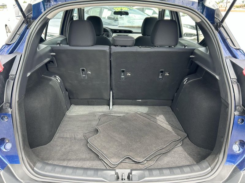 2018 Nissan Kicks SVImage 14