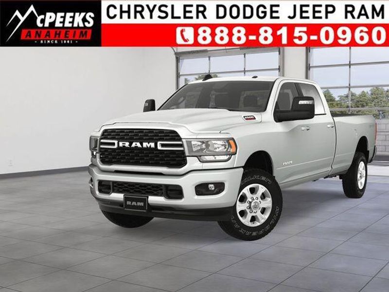 New 2024 RAM 2500 Big Horn Crew Cab 4x4 8