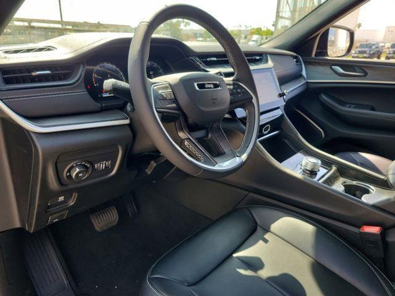 New 2026 Jeep Grand Cherokee Limited 4x4