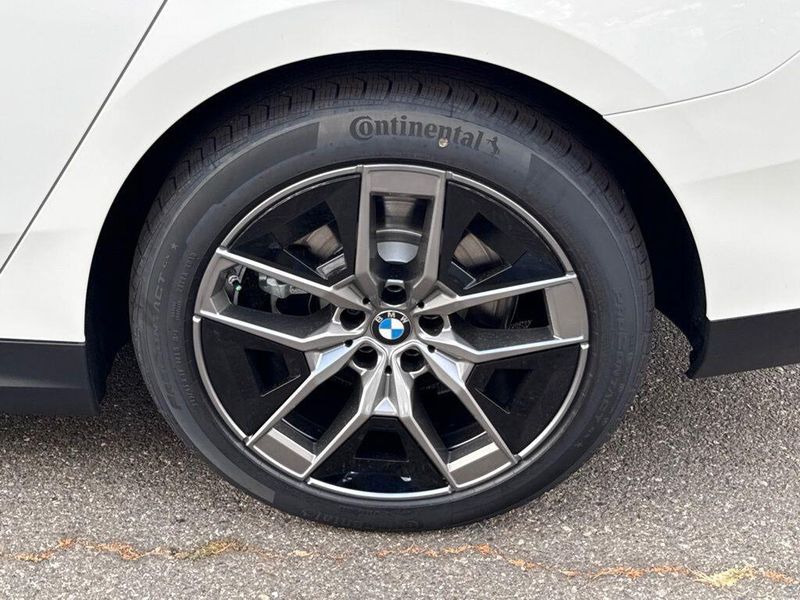 New 2027 BMW 5 Series 530iImage 14