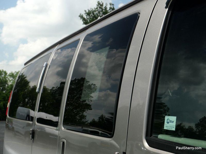 2011 Chevrolet Express 1500 Image 18