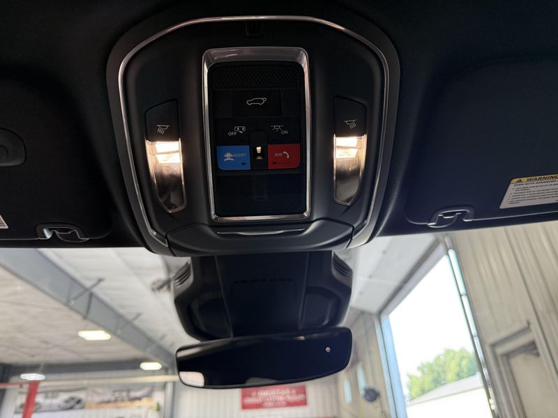 New 2026 Jeep Cherokee Limited 4x4Image 21