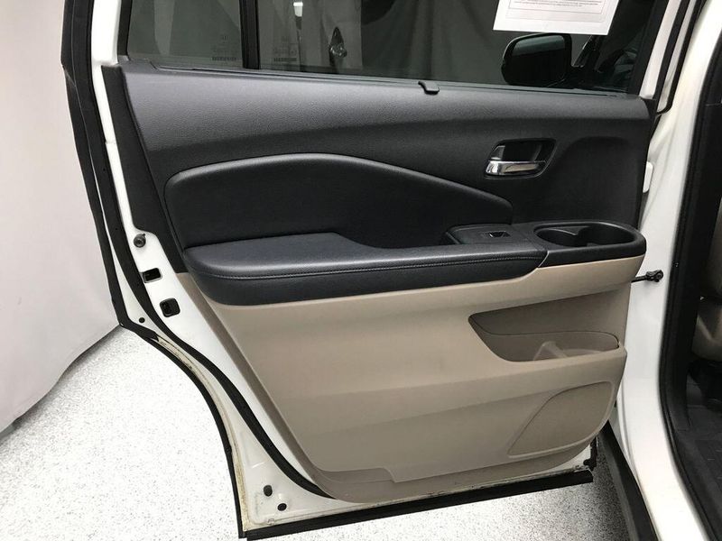 Used 2017 Honda Pilot EliteImage 8