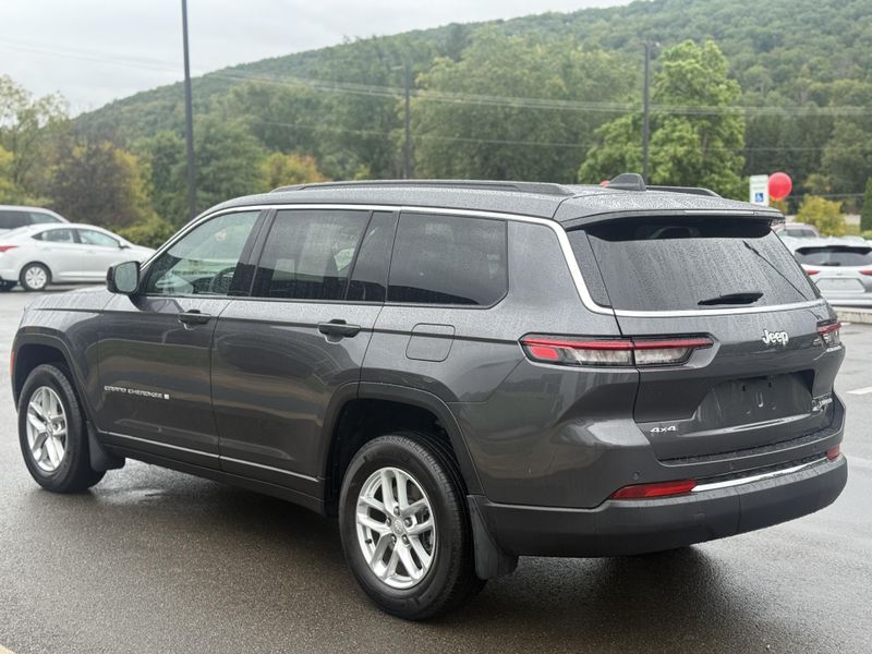 Used 2024 Jeep Grand Cherokee L Laredo