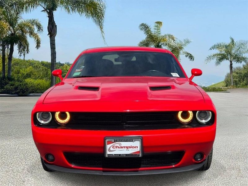 Used 2019 Dodge Challenger SXT RWD