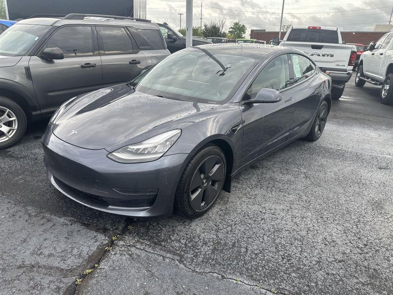 2021 Tesla Model 3 Standard Range PlusImage 1