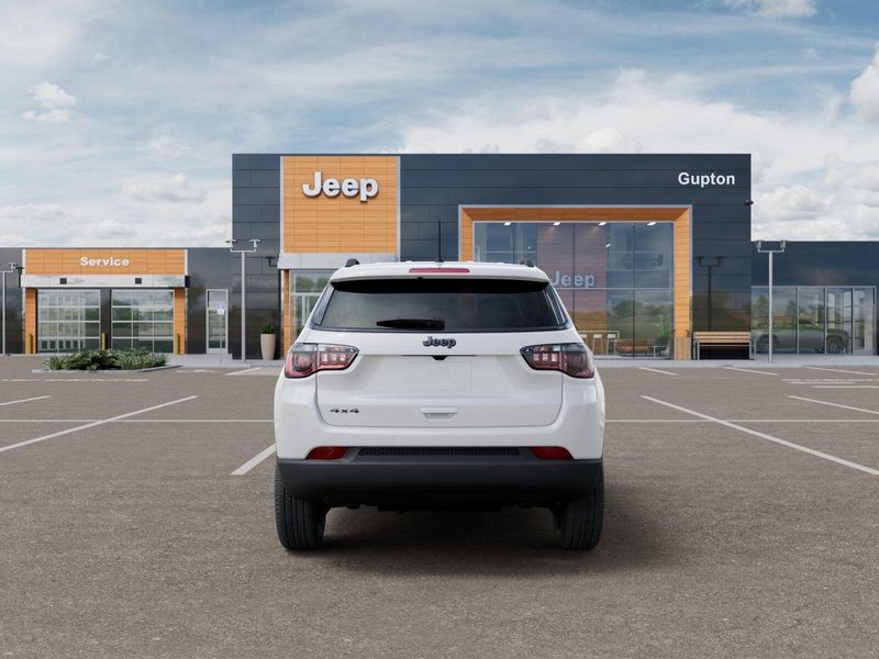 New 2026 Jeep Compass Latitude Altitude 4x4Image 7